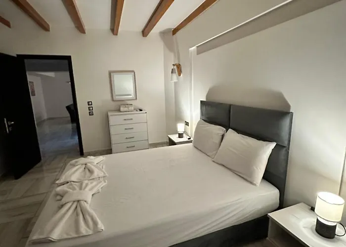 Casa Di Mare E Giardino, Agios Stefanos, Corfu *